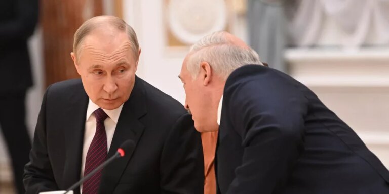 Путін розкрив реакцію Лукашенка на ультиматум Зеленського: "Без паніки" 17 Путін розкрив реакцію Лукашенка на ультиматум Зеленського: "Без паніки" 17