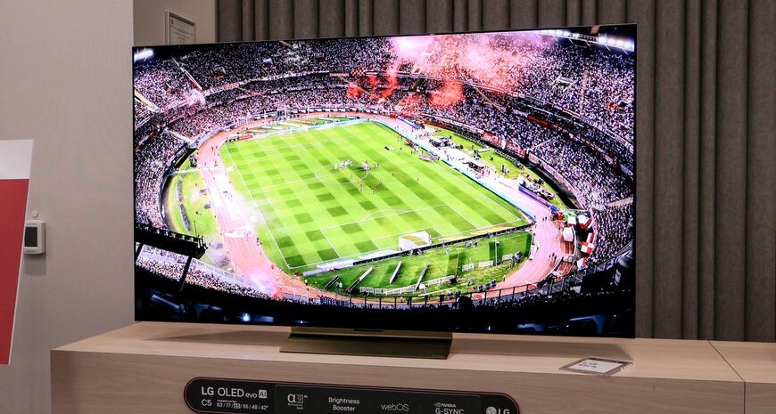 OLED-телевізор для футболу: відкрий ідеальний варіант літа 2026 за доступною ціною (фото)