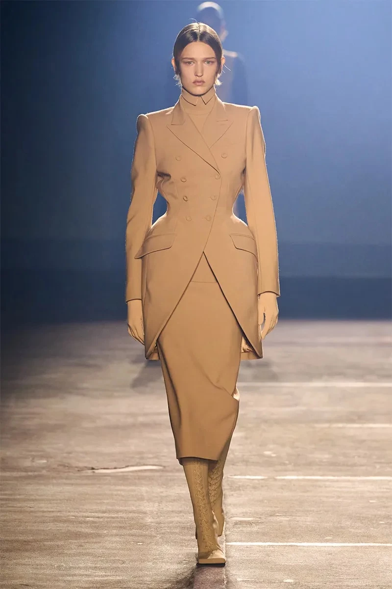 Mugler0