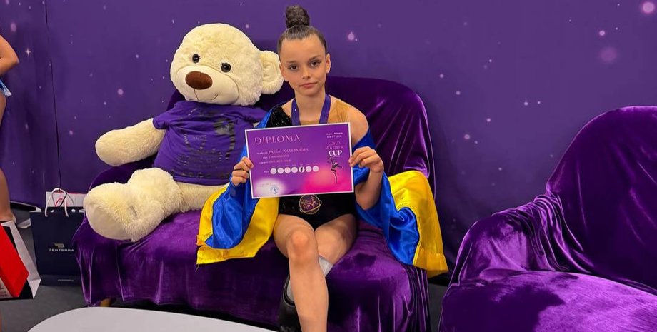 Українська чемпіонка, що долає труднощі: 10-річна гімнастка тріумфує в Румунії після трагічної втрати. 3