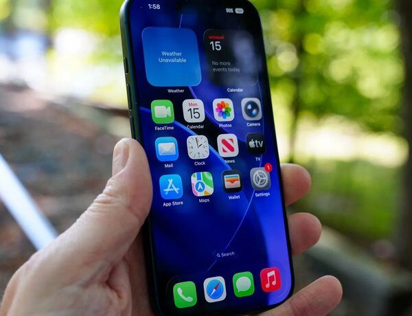 Найкращі компактні смартфони 2026: 5 потужних моделей, які варто завантажити