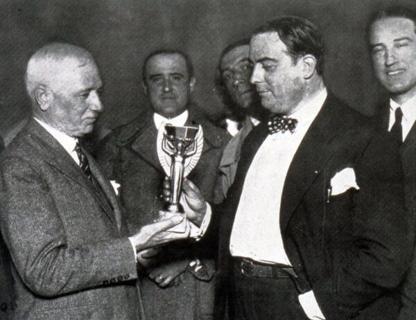 Чемпіонат світу з футболу 1930:&hellip;