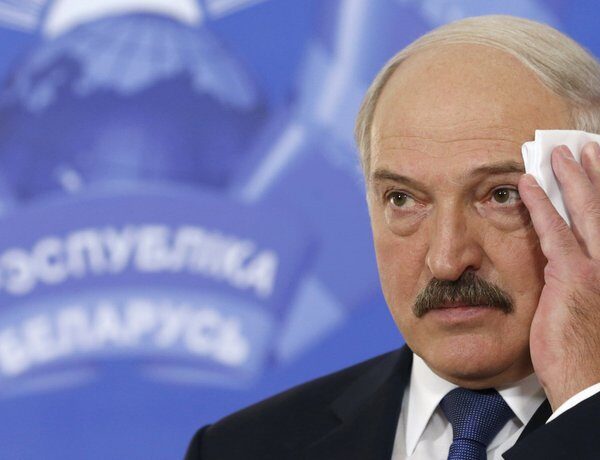 Лукашенко: політолог розкрив два шляхи&hellip;
