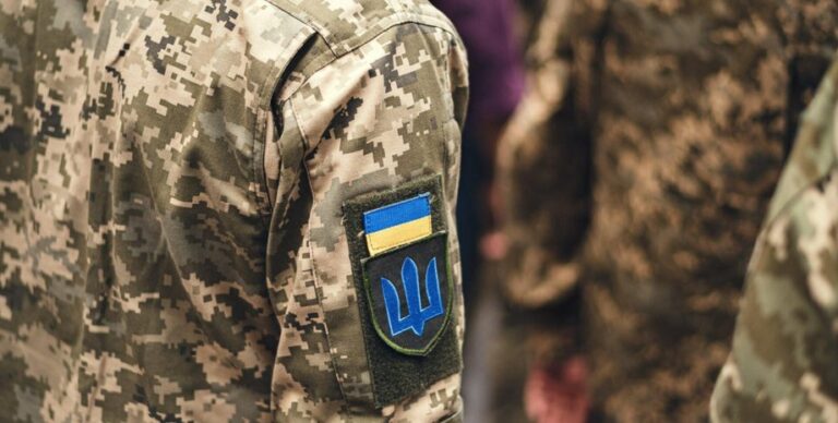 Військові ТЦК довели чоловіка до тяжкого стану біля смітника: поліція розпочала розслідування 23