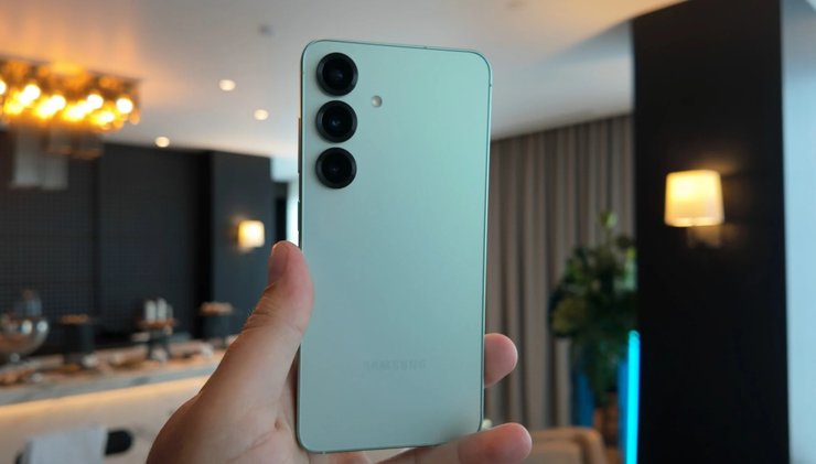 Samsung Galaxy 2026: розкрито топ-смартфони, на які варто полювати 13 Samsung Galaxy 2026: розкрито топ-смартфони, на які варто полювати 13