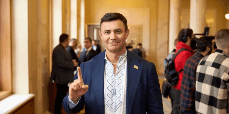 Тищенко вважає підозру НАБУ "абсурдною" та говорить про тиск на парламент 9 Тищенко вважає підозру НАБУ "абсурдною" та говорить про тиск на парламент 9