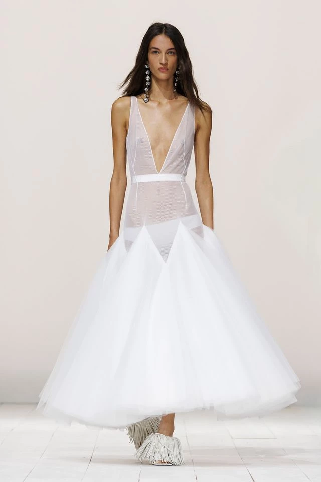 GoRunway.com 6