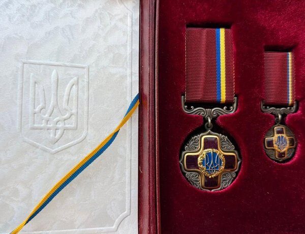 Польські політики повертають українські нагороди: скандал набирає обертів