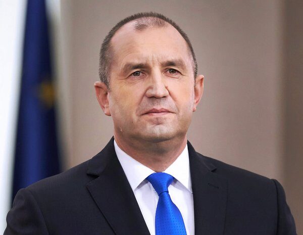 Головна 74 Болгарський уряд: жодної зброї Україні – що відомо про нову…