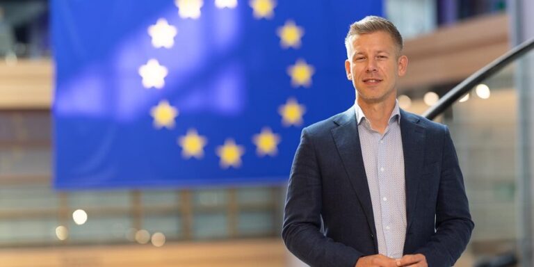 Україна та Угорщина узгодили права закарпатських угорців: деталі від Мадяра 18