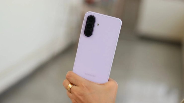 Oppo A6 здолав Samsung Galaxy A27: порівняння цін та продуктивності 6 Oppo A6 здолав Samsung Galaxy A27: порівняння цін та продуктивності 6