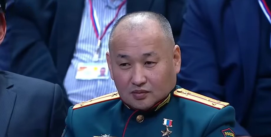 FPV-дрон обірвав життя Нарана Очир-Горяєва: Мадяр оприлюднив відеозапис атаки 3 FPV-дрон обірвав життя Нарана Очир-Горяєва: Мадяр оприлюднив відеозапис атаки 3