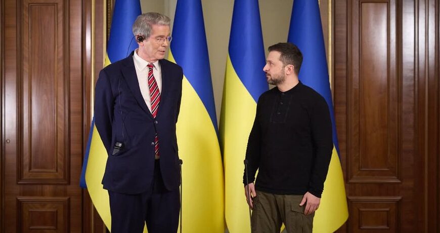 Бессент радив Трампу не пускати Зеленського до Білого дому, називаючи його “Містером&hellip;