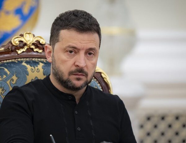 Зеленський скасував захист російської мови в Україні через “імперські привілеї”