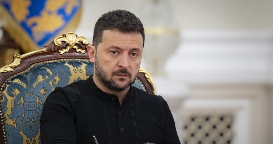 Зеленський скасував захист російської мови в Україні через “імперські привілеї”