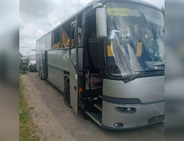Головна 84 Провокації РФ: Кремль звинуватив Україну в ударі по автобусу —…