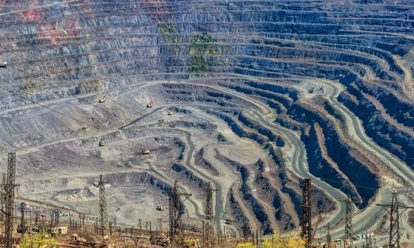 Південний гірничо-збагачувальний комбінат частково припиняє свою діяльність у зв’язку з нападами агресора на комерційні судна.