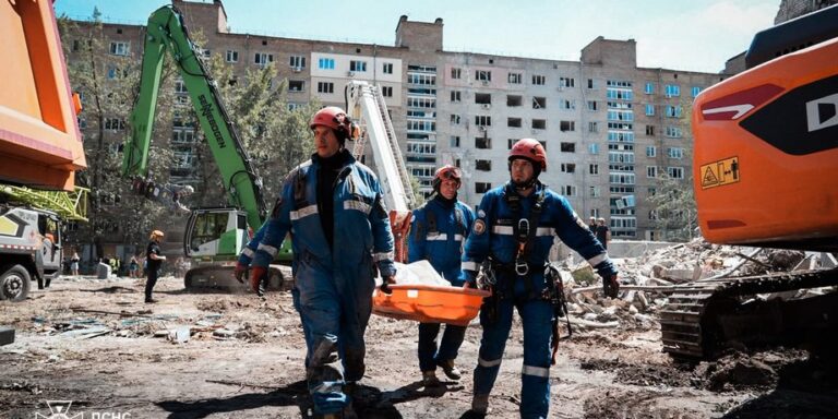 Київ під вогнем: Чому бракує "Патріотів", пояснив речник Повітряних сил 9