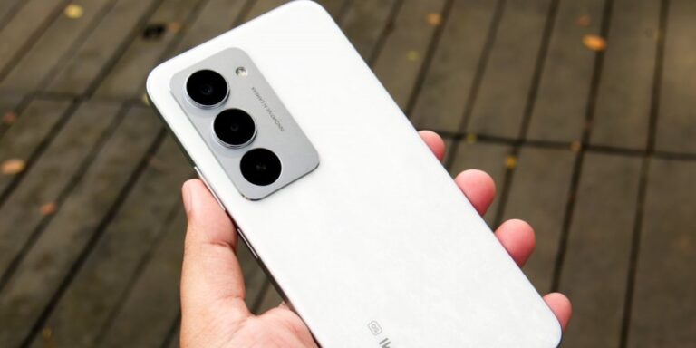 Xiaomi готує смартфон із батареєю на 7500 мАг: деталі вже відомі 8 Xiaomi готує смартфон із батареєю на 7500 мАг: деталі вже відомі 8