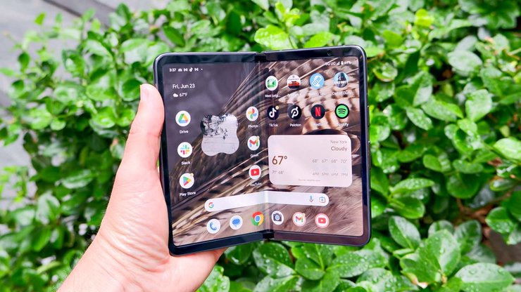 Розгорни майбутнє: 7 найкращих складних смартфонів від $600 (Samsung, Pixel, Motorola) 14 Розгорни майбутнє: 7 найкращих складних смартфонів від $600 (Samsung, Pixel, Motorola) 14