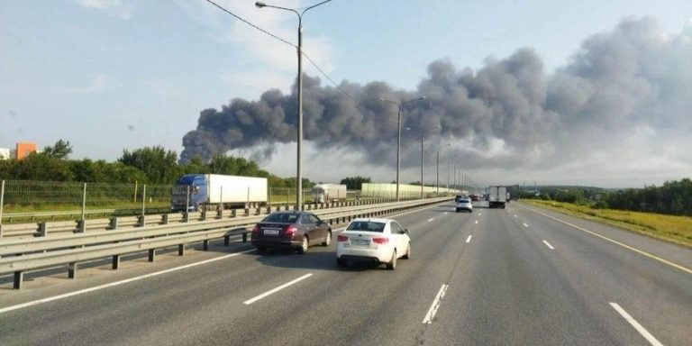 Вибухи на складі Wildberries: дронова атака паралізувала логістику під Москвою 3 Вибухи на складі Wildberries: дронова атака паралізувала логістику під Москвою 3
