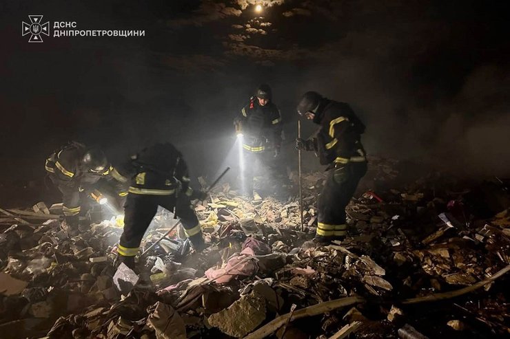 Північнокорейські ракети уразили Радушне: оприлюднено відео атаки 4 Північнокорейські ракети уразили Радушне: оприлюднено відео атаки 4
