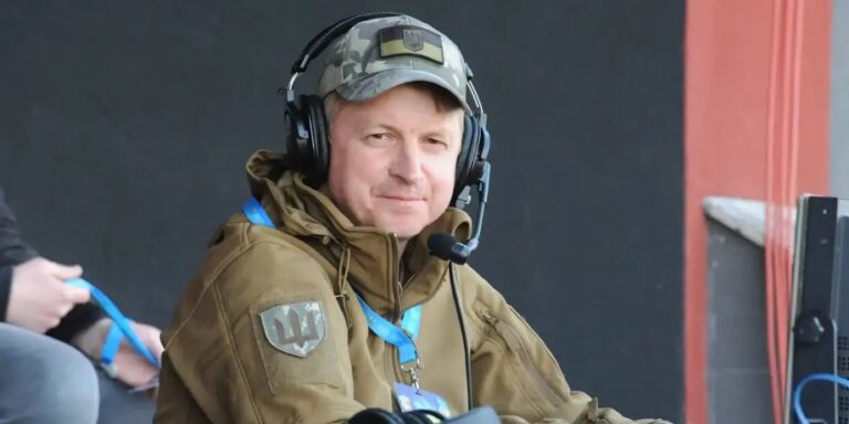 Відомий коментатор закликає до мобілізації: "Забудьмо про футбол, поки триває війна!" 12 Відомий коментатор закликає до мобілізації: "Забудьмо про футбол, поки триває війна!" 12