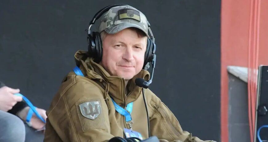 Головна 149 Відомий коментатор закликає до мобілізації: “Забудьмо про футбол, поки триває…