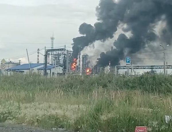Головна 99 Омський НПЗ зупинив роботу: наслідки дронової атаки вже тут