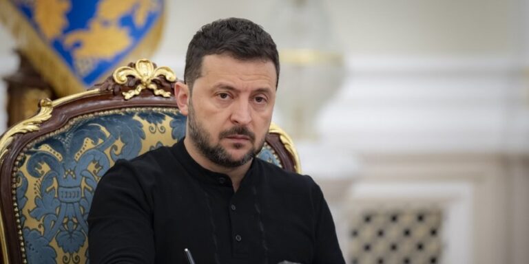 Зеленський про протести: розмови з Федоровим та Сирським активізують зміни 19 Зеленський про протести: розмови з Федоровим та Сирським активізують зміни 19
