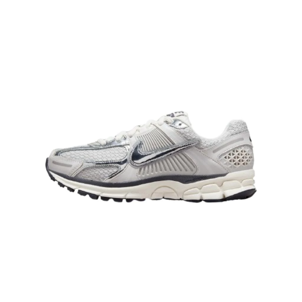 Nike Zoom Vomero 52