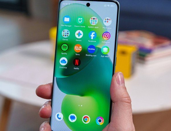 Motorola, Xiaomi, POCO: три найкращі бюджетні смартфони середини 2026 року, що вражають