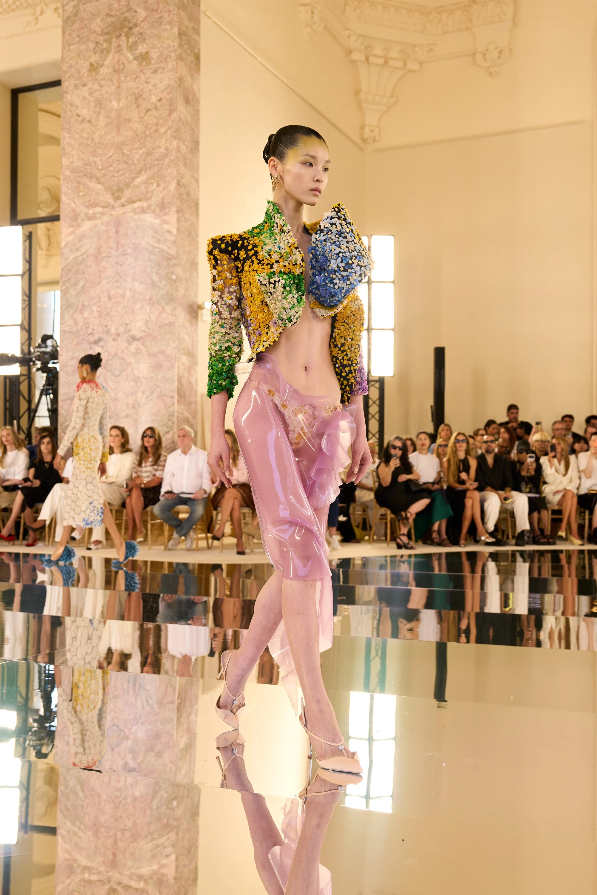 Schiaparelli: Колекція, що переосмислює моду як мистецтво13