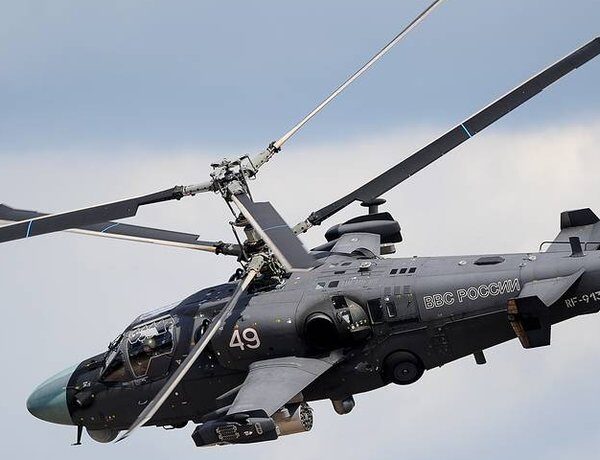 Головна 73 Українські захисники знищили російський гелікоптер Ка-52: екіпаж, ймовірно, загинув