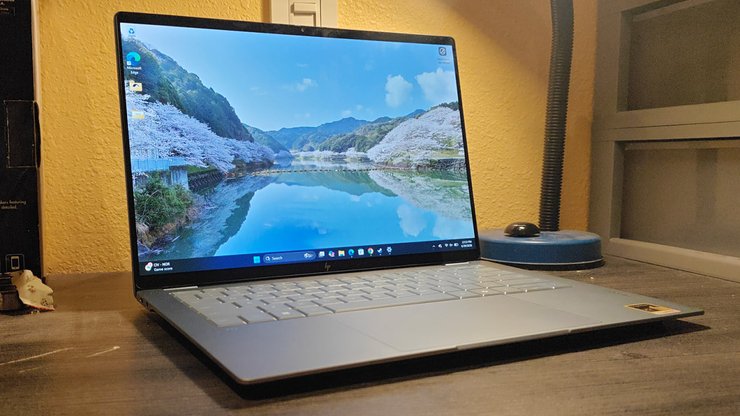 Windows-ноутбук, що затьмарить MacBook: експерт розкрив секрет потужності 8