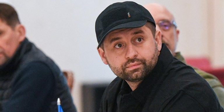 НАБУ проводить нові слідчі дії: СБУ розкриває деталі справи "конвертів" щодо Арахамії 26