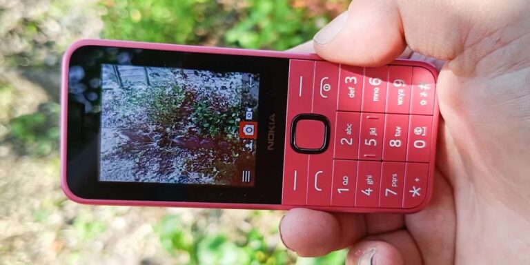 Nokia розкриває секрети ультрабюджетного смартфона з новими функціями: перші фото вже в мережі 22 Nokia розкриває секрети ультрабюджетного смартфона з новими функціями: перші фото вже в мережі 21