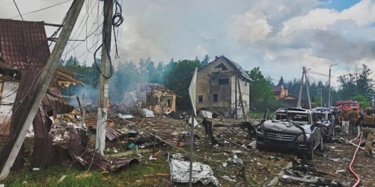 Генштаб розкрив деталі удару по виставці дронів на Київщині 17 Генштаб розкрив деталі удару по виставці дронів на Київщині 17