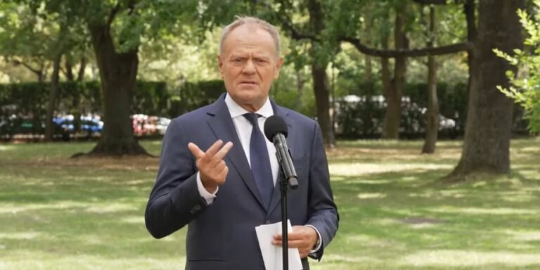 Туск назвав причину напруги між Польщею та Україною: деталі розбіжностей 11 Туск назвав причину напруги між Польщею та Україною: деталі розбіжностей 11