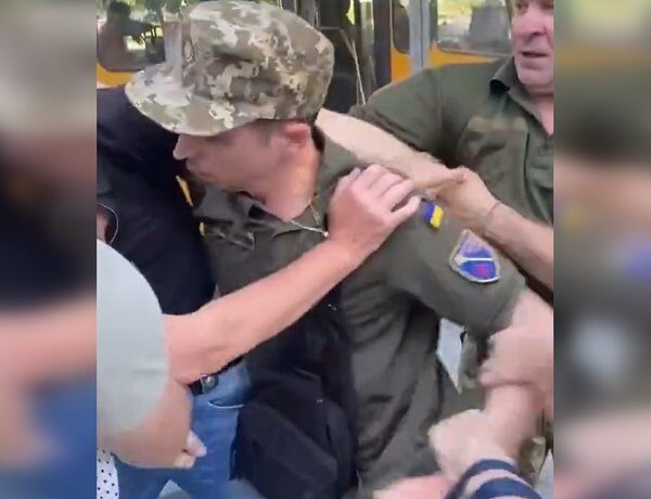 Ветеран пояснив, чому може відкрити вогонь по працівниках ТЦК: відео