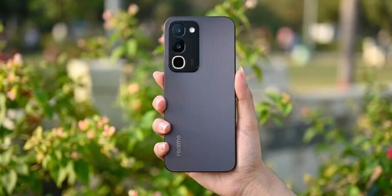 Realme випустив бюджетний смартфон з потужною батареєю 8000 мАг: огляд характеристик та ціни 19 Realme випустив бюджетний смартфон з потужною батареєю 8000 мАг: огляд характеристик та ціни 18