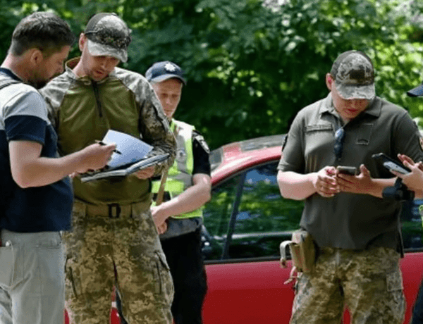 Головна 78 Працівники ТЦК: чи законно застосовують кайданки, газ та кийки