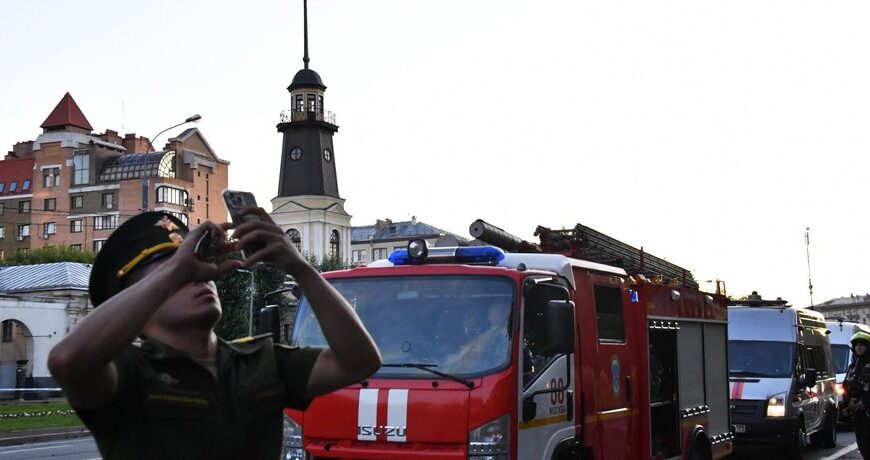 Головна 127 Москва під вогнем: дрони атакують столицю, Собянін звітує про збиття та падіння уламків