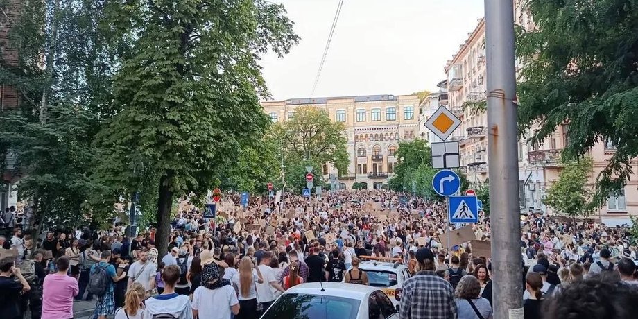 Федоров пішов: Київ на ноги піднявся — свідчення з місця подій