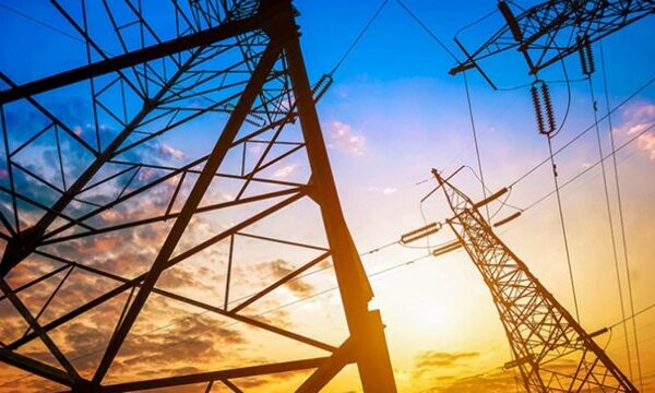 “Запоріжжяобленерго” відновило 500-метрову високовольтну лінію через Дніпро