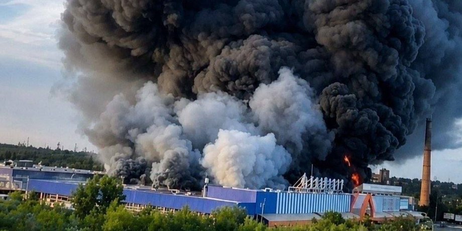Удар по "Епіцентру": Росіяни атакували гіпермаркет у Кривому Розі 5