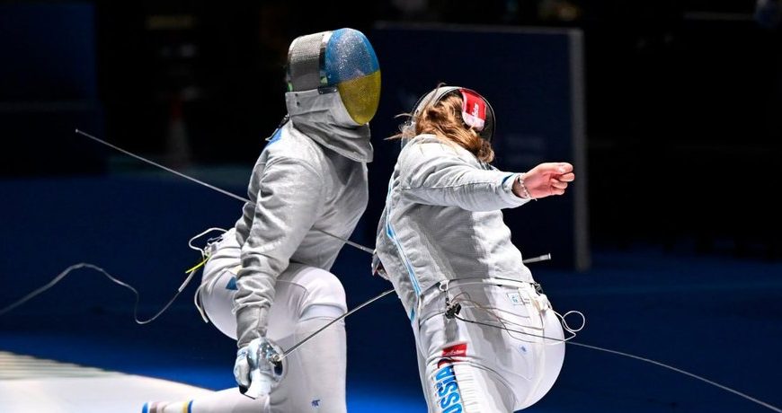 Головна 109 Україна на ЧС з фехтування: жінки перемогли росіянок, чоловіки —…