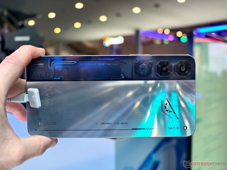 Nubia Neo 5 Max: Велетенський екран за доступну ціну – оцініть можливості 5 Nubia Neo 5 Max: Велетенський екран за доступну ціну – оцініть можливості 5