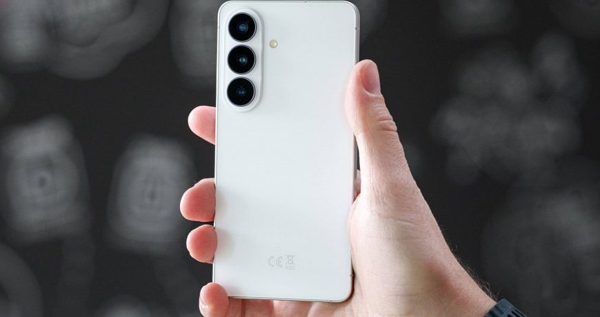 Обирай ідеальний міні-смартфон 2026: 4 топові моделі для твого бюджету (фото)