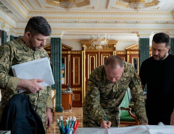 Головна 79 Стала відома причина відставки Сирського: розкриваємо деталі